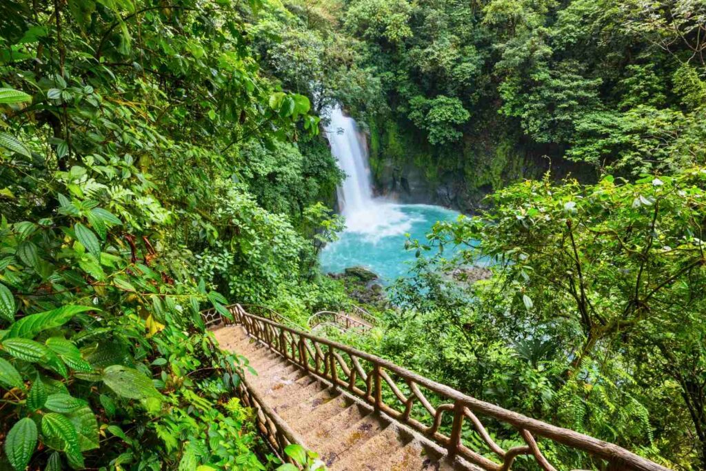 Rio Celeste (Tenorio Volcano National Park)